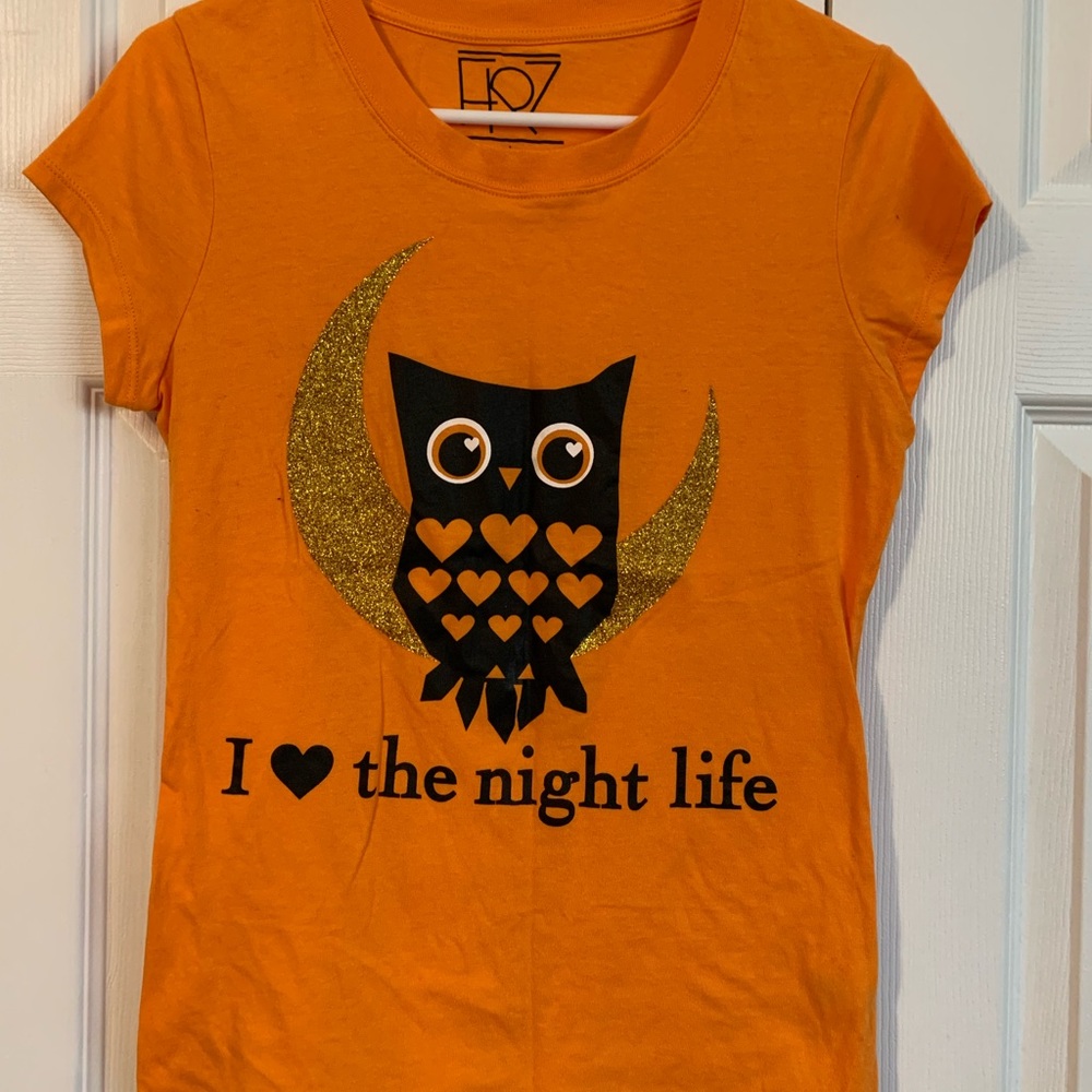Halloween tee with owl
